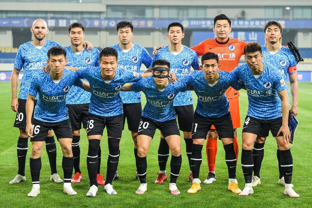 并非诺坎普首秀，世体：弗里克曾跟随拜仁在诺坎普踢过比赛
